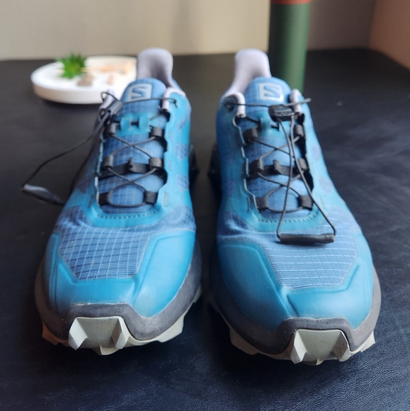 Like New Solomon Super Cross Trail Runners - Picture 7 of 7